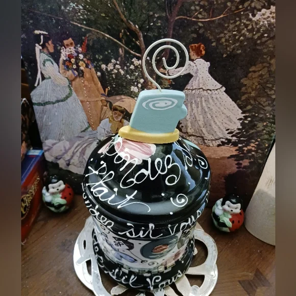 🍪Joanne Delomba Whimsical ceramic Cookie Canister,Nice Gift!🥨🍒🛍